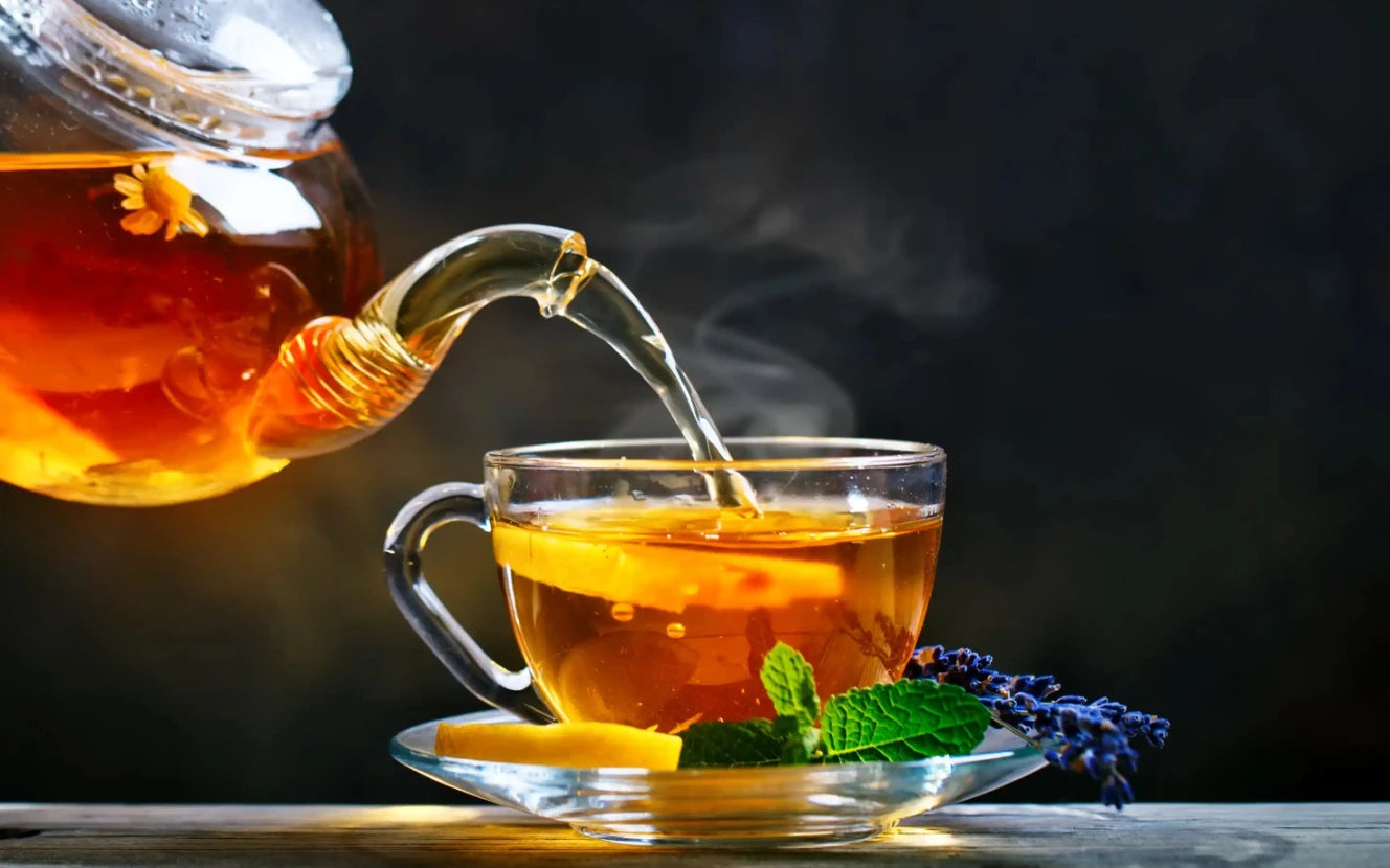 Nespresso kompatible Kapseln - pouring tea - My-Coffee-Cup.at